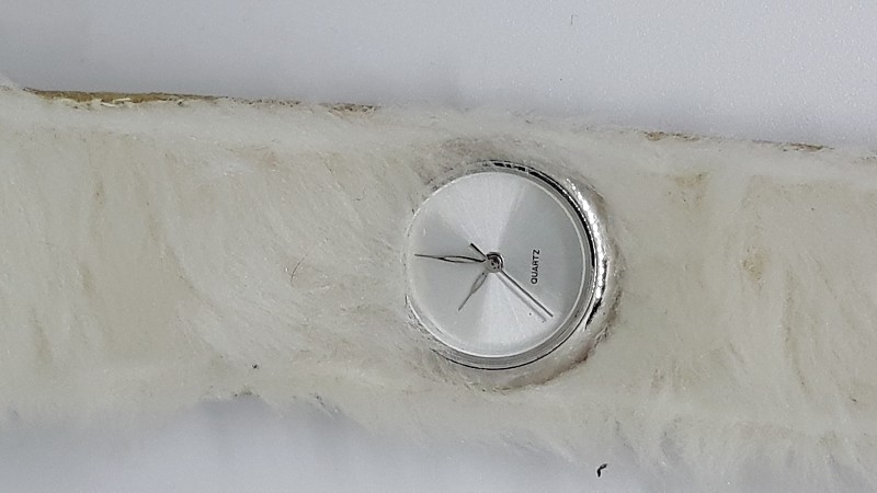 Unusual Spirit ladies watch with wool strap on leather