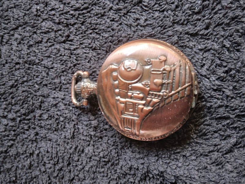 Majestron quartz shop pocket watch train